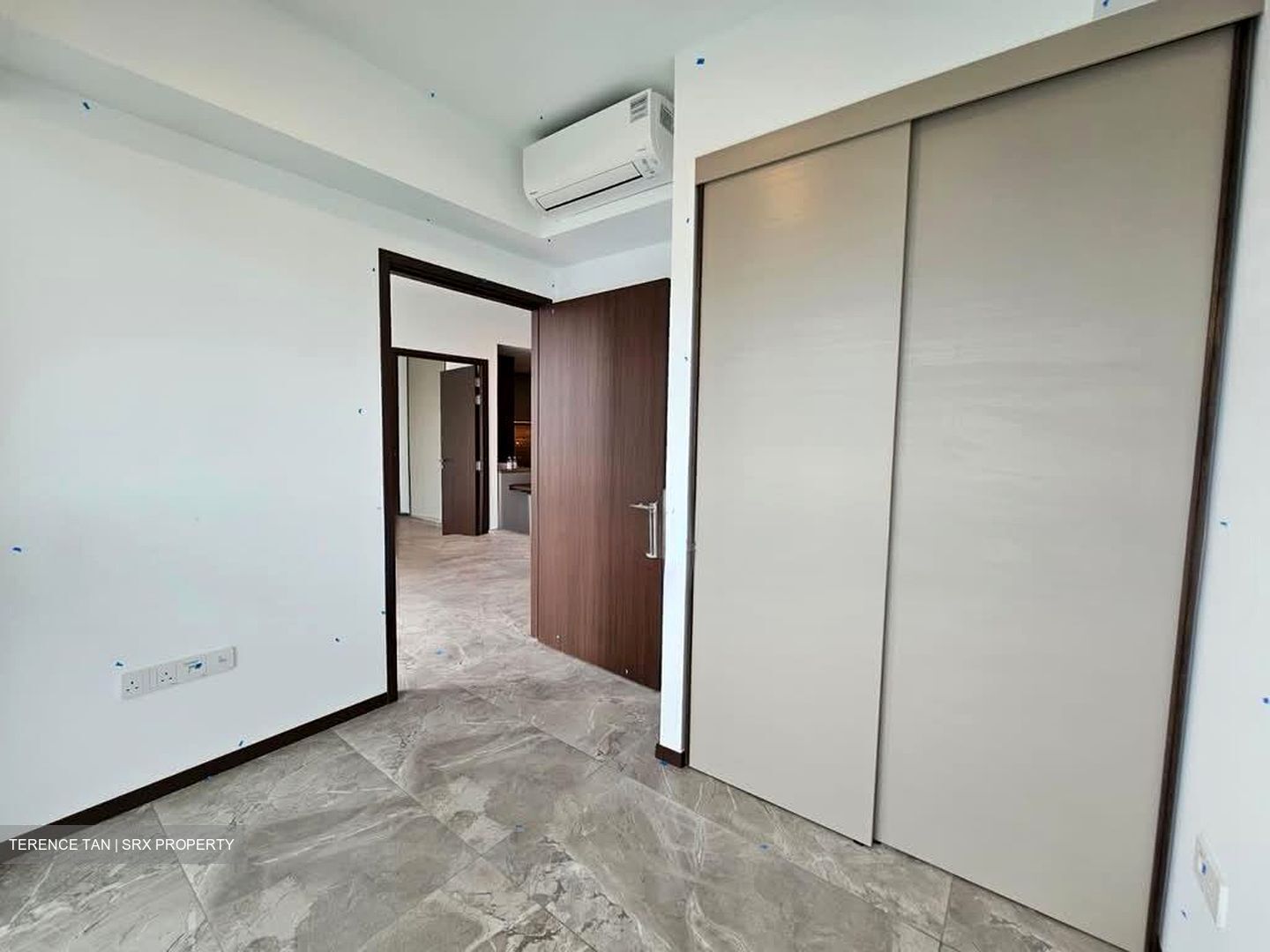 One Pearl Bank (D3), Apartment #581118361